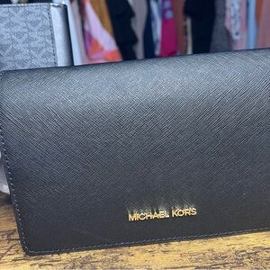Authentic Michael Kors Black and Gold Crossbody